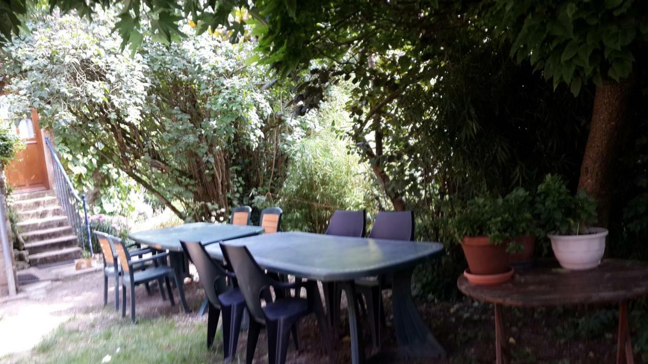לינה וארוחת בוקר Neuffontaines Oniros מראה חיצוני תמונה